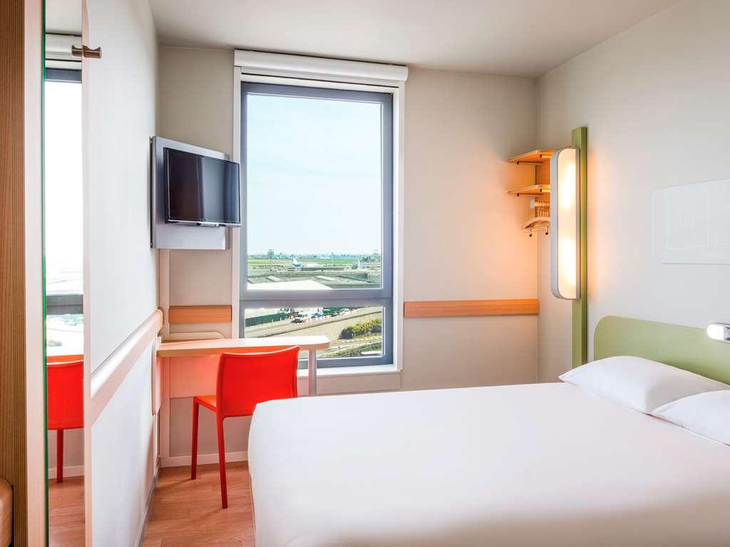 Ibis Budget Paris Coeur D'Orly Airport Kamer foto